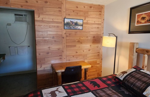 Ohiopyle Hotel | Railroad | 1BR,1BA, Cabinesque Hotel in Ohiopyle