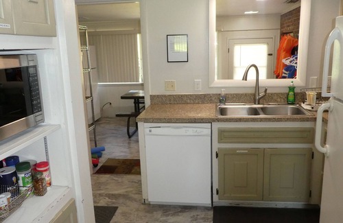 Dunnellon House | Rainbow River Home - Directly on Main Dive Springs