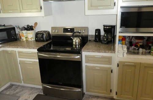 Dunnellon House | Rainbow River Home - Directly on Main Dive Springs