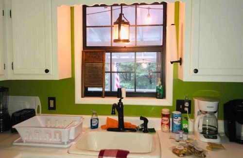 Pikeville Cottage | Raised, fully stocked woodland cottage@Fall Creek Falls!NEW HOT TUB!NO PET FEE!