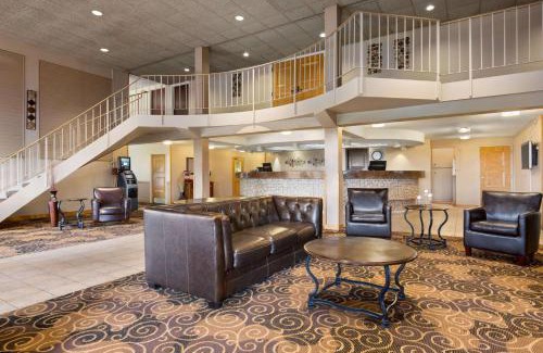 Bismarck Hotel | Ramada by Wyndham Bismarck
