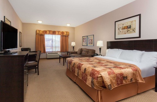 Brooks Hotel | Ramada by Wyndham Brooks