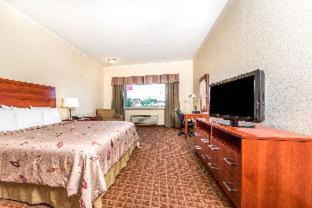 College Station Hotel | Ramada by Wyndham College Station