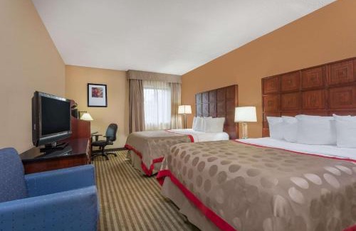 Columbus Hotel | Ramada by Wyndham Columbus North