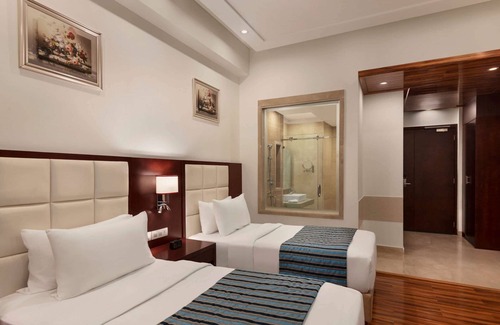 Pitampura Hotel | Ramada by Wyndham New Delhi Pitampura