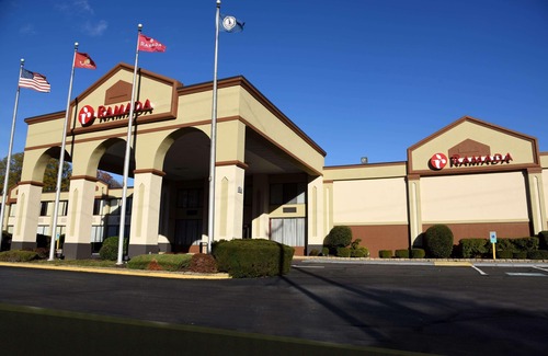 Triangle Hotel | Ramada by Wyndham Triangle/Quantico