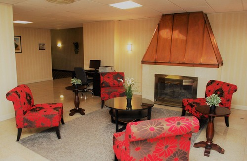 Triangle Hotel | Ramada by Wyndham Triangle/Quantico