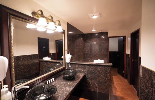 Tukwila Hotel | Ramada by Wyndham Tukwila Southcenter