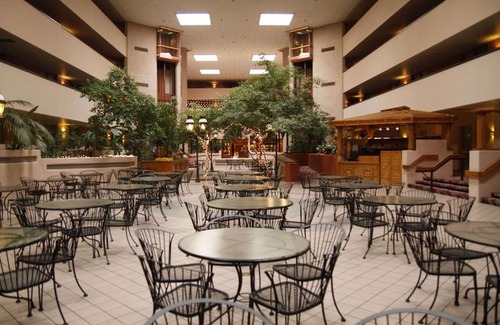 Tucson Hotel | Ramada by Wyndham Viscount Suites Tucson East