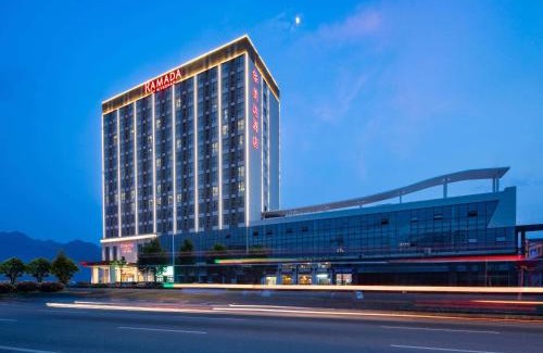 Yongding Hotel | Ramada by Wyndham Zhangjiajie