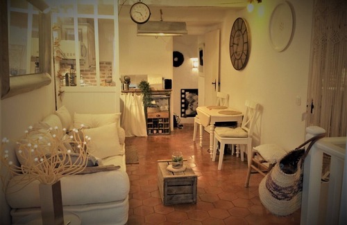 Ramatuelle Apartment | Ramatuelle Appartement de Charme Plein Centre Historique
