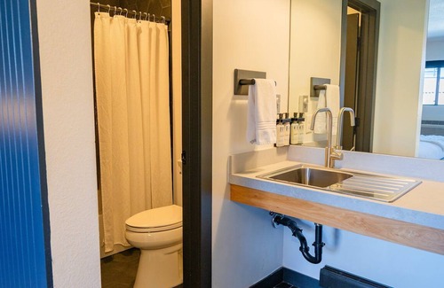 Winter Park Hotel | Rambler Single King, Gravity Haus Winter Park, Gym Access, Downtown Ease