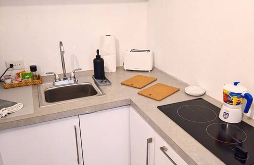 Maleza Baja Apartment | Ramey Base: 2 Mins-Airport/Beach/Golf/Restaurants