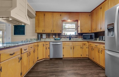 Laurel Hill House | Ranch Getaway, Large Groups Accomodations possible, within an hour to the beach!