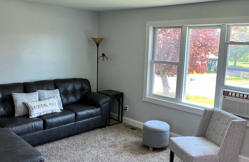 St Ignace House | Ranch home with 3 bedrooms upstairs and 1 down. Refurnished June of 2022