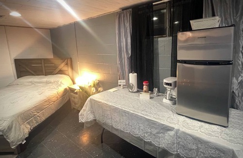 Little Hocking Other | Ranch House in peaceful Little Hocking close to the Ohio River. Heat/AC, WiFi