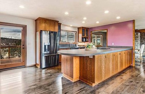 Tumalo Other | Ranch property close to Bend and Downtown Tumalo with mountain views.