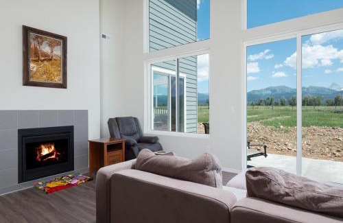 Clawson House | Rancheros Loop Rental With Teton Views