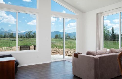 Clawson House | Rancheros Loop Rental With Teton Views