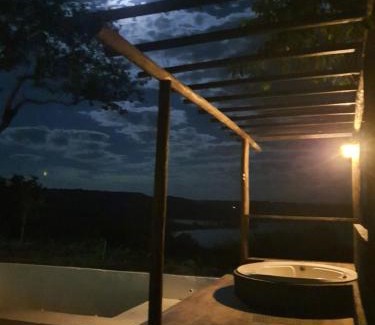 Alexania House | RANCHO NATURE piscina e hidromassagem no LAGO CORUMBÁ 4 ALEXANIA