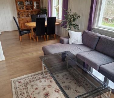 Gran House | Randsfjord house