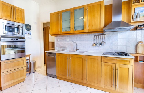 Koum Kapi Apartment | Ranias luxurious Apartment with sea view! 90sqm