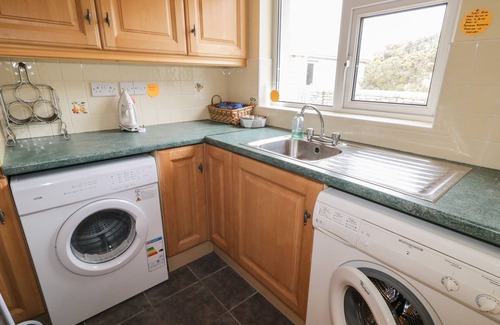 Donegal House | RANNY ROE, pet friendly, with open fire in Portsalon, County Donegal
