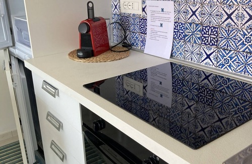 Rapallo Apartment | Rapallo vacation apartment with parking and wi-fi a few km from Portofino