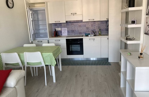 Rapallo Apartment | Rapallo vacation apartment with parking and wi-fi a few km from Portofino