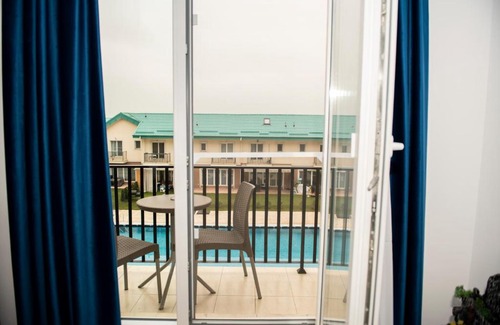 Stefanestii de Jos Apartment | Raphael Apartment North Bucharest Cosmopolis