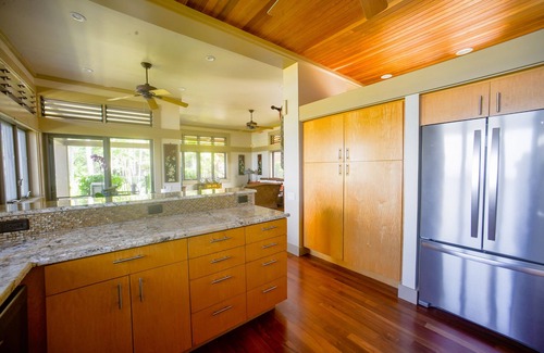 Honaunau-Napoopoo House | Rare Beauty and Luxury at Kealakekua Bay