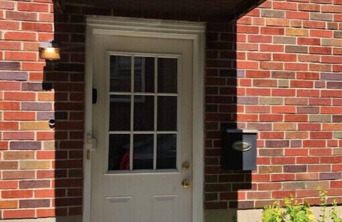 West Price Hill House | Rare Find Cozy 2 Bedroom Close to Downtownn