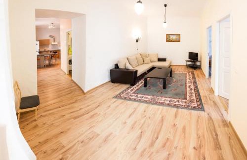 Old Town Apartment | Rataskaevu Guest Apartment