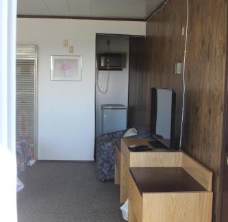 Youngstown Hotel | Raval Paradise Motel and RV Park