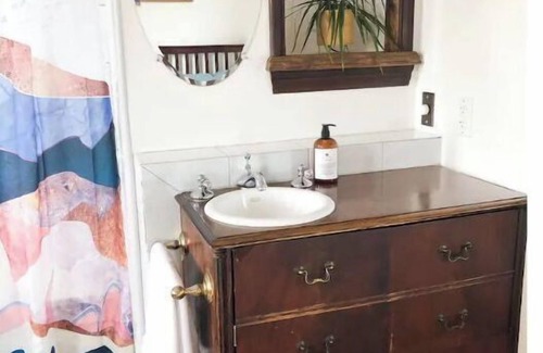 Fort Bragg Apartment | Raven Room - Historic Weller House Water Tower