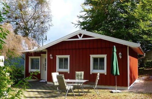 Kallenhardt Boat Rental | Raven's Nest Comfortable holiday residence