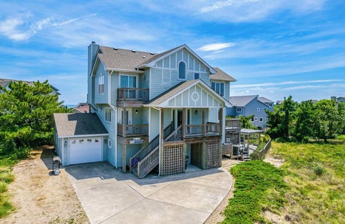 Carolina Dunes House | 🐾 RAYS HIGH - 5 BR Oceanside home w/Private Pool & Dog Friendly