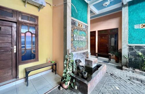 Probolinggo House | Raysha Luxury Guest House Mitra RedDoorz