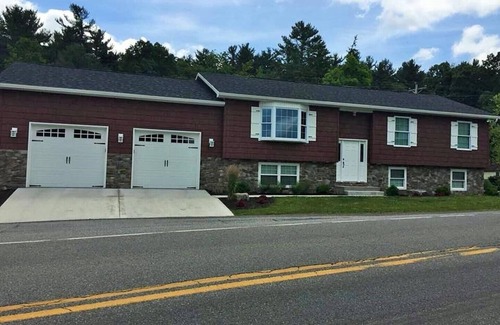 Cassville House | Raystown’s Rustic Homestead
