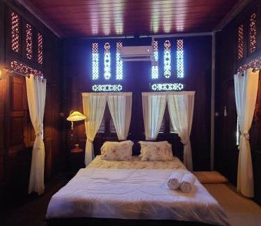 Kuala Berang Hotel | Razia Village VIP Suite