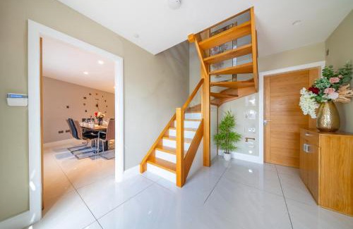 Batley House | *RD7C* For your most relaxed & Cosy stay + Free Parking + Free Fast WiFi *