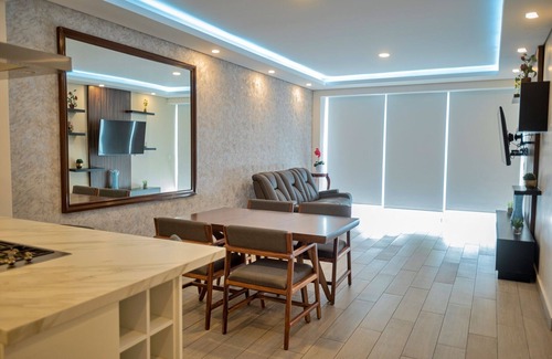 Zapopan Condo | Real View Towers, Real Center, 1st Floor Charming 1 BR, Sanitized, Zona Real