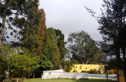 Ibiuna Cottage | Recanto Cachoeira with swimming pool near the dam
