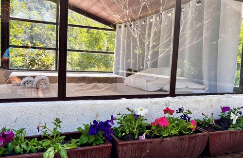 Engenho do Mato Cottage | Recanto Darwin, spacious, fresh and equipped, with swimming pool, in the State Park.