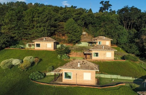 Monte Alegre do Sul House | Recanto dos Beija flores, Chalé Lantana c