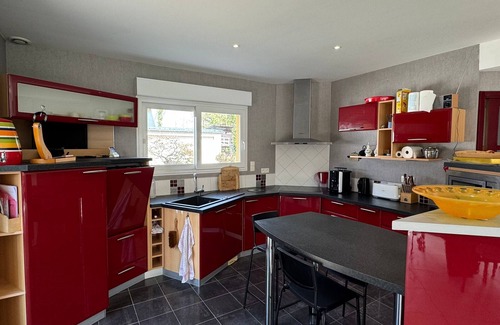 Bavent House | Recent 4-bedroom villa, heated pool in Bavent