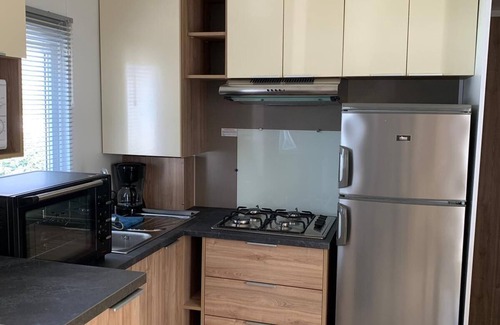 Saujon House | Recent mobile home, 40m2, quiet location near fishing pond, 10km from the beach.
