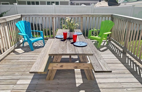 Bass River Cottage | Recently Refreshed Cottage Pet Friendly AC Units Wifi