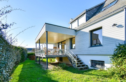 Trevignon House | Recently refurbished villa with sea views, closed garden and 80 m from beach.