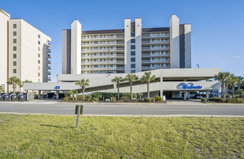 Ocean Drive Condo | Recently Renovated Oceanfront Condo + Free Attraction Tickets!